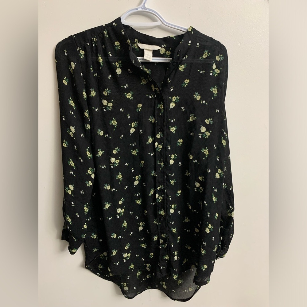 H&M oversized floral buttons down shirt small